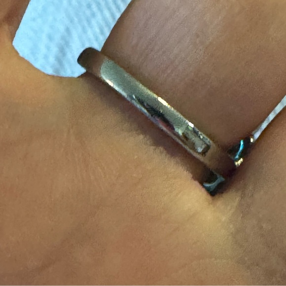 Large Blue Gemstone, Simulated, Vintage Inspired Silver Plated Ring, Size 7 - Picture 10 of 10